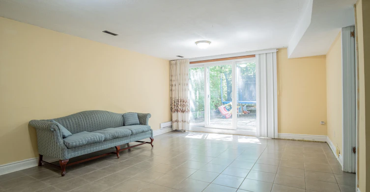 Basement-399 Lawrence Avenue W, Toronto, ON, M5M 1C1 - 7