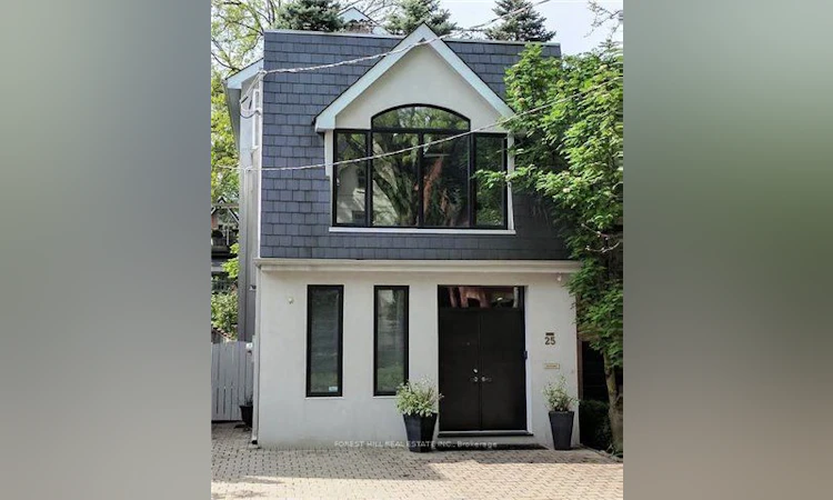 25 Boswell Avenue