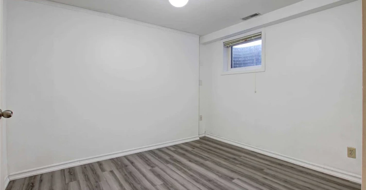 Lower-14 Angus Drive, Toronto, ON, M2J 2X1 - 15