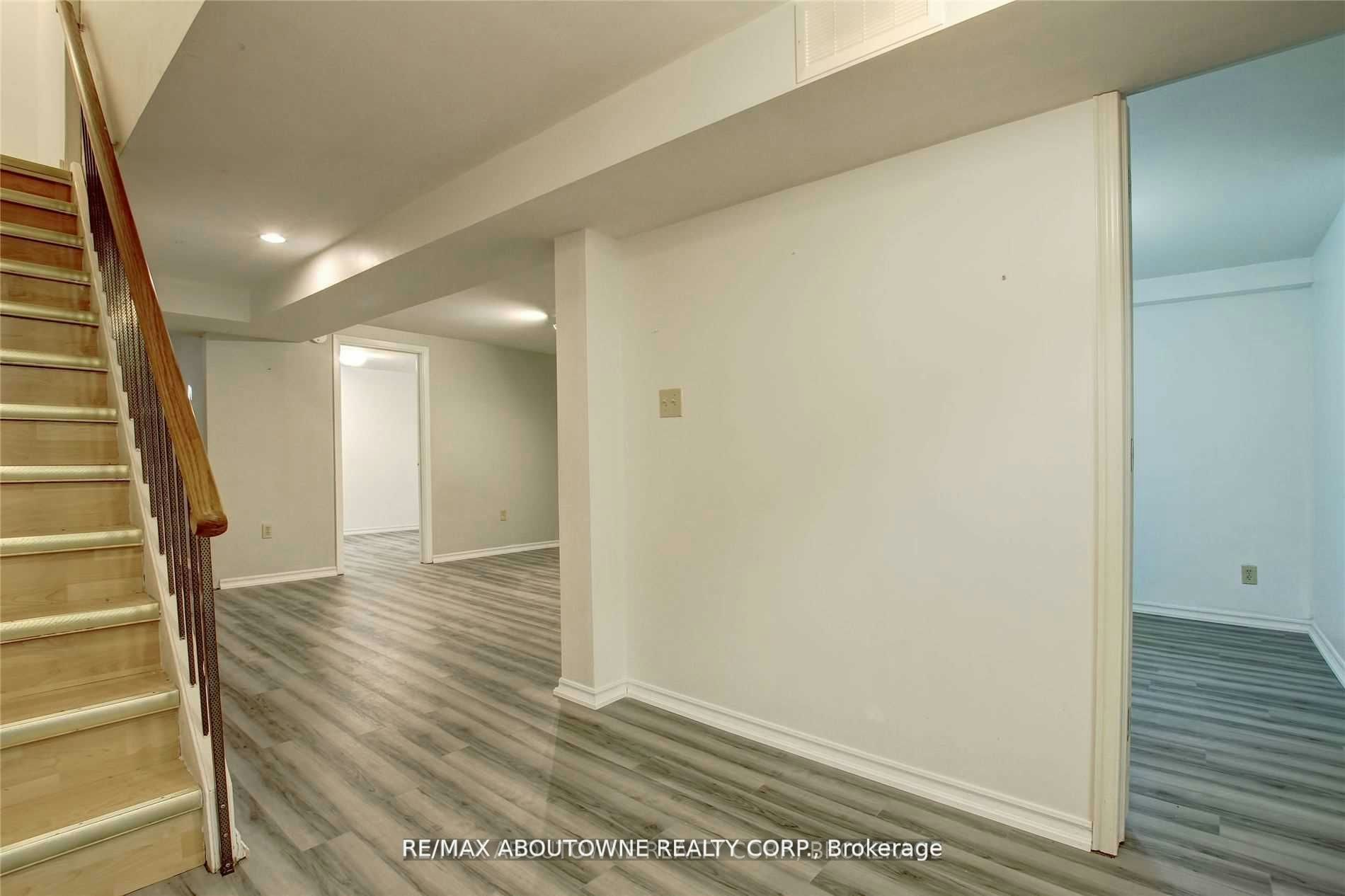 Lower-14 Angus Drive, Toronto, ON, M2J 2X1 - 13