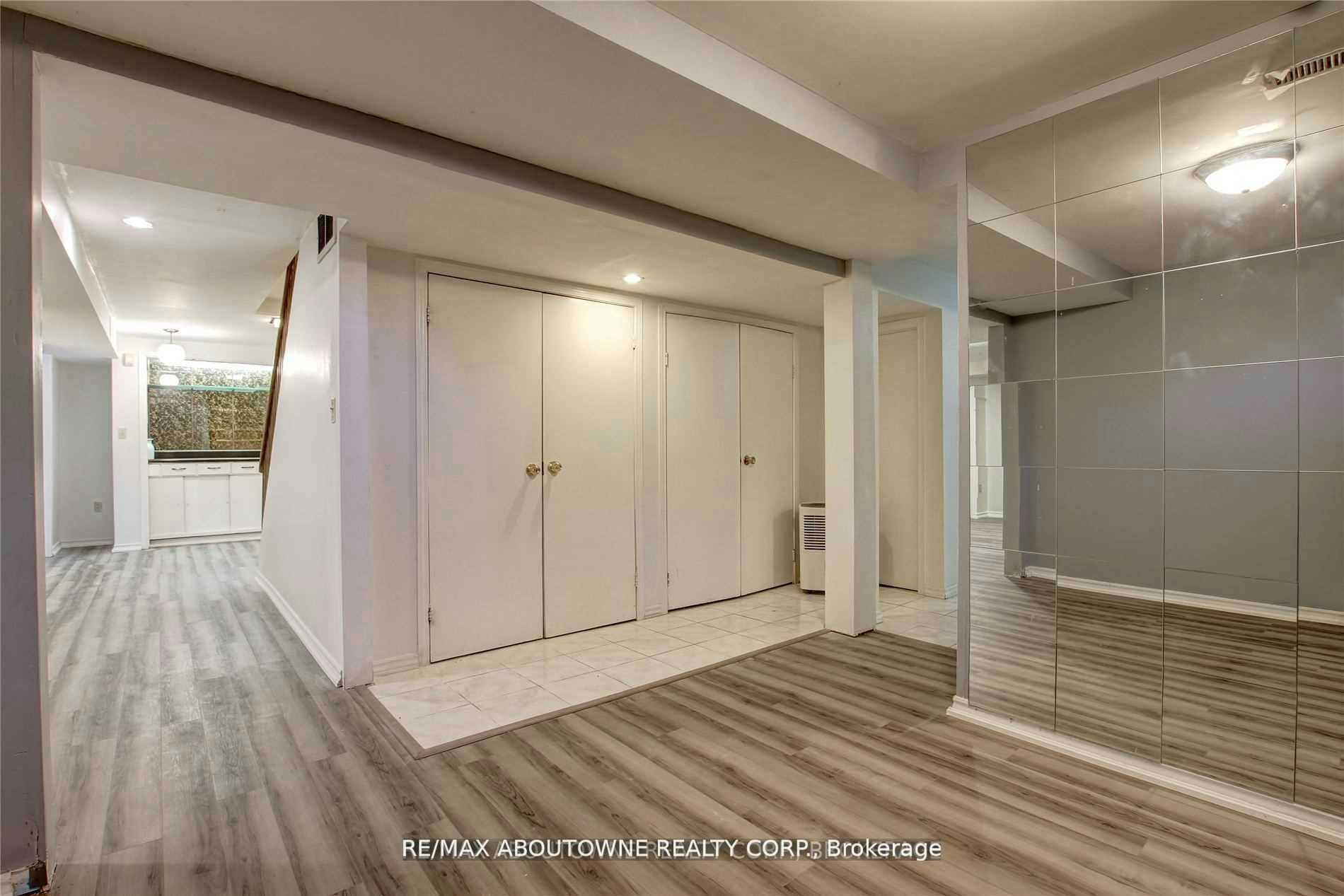 Lower-14 Angus Drive, Toronto, ON, M2J 2X1 - 25
