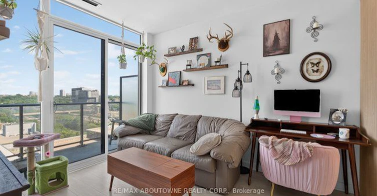 1120-5 Defries Street, Toronto, ON, M5A 0W7 - 10