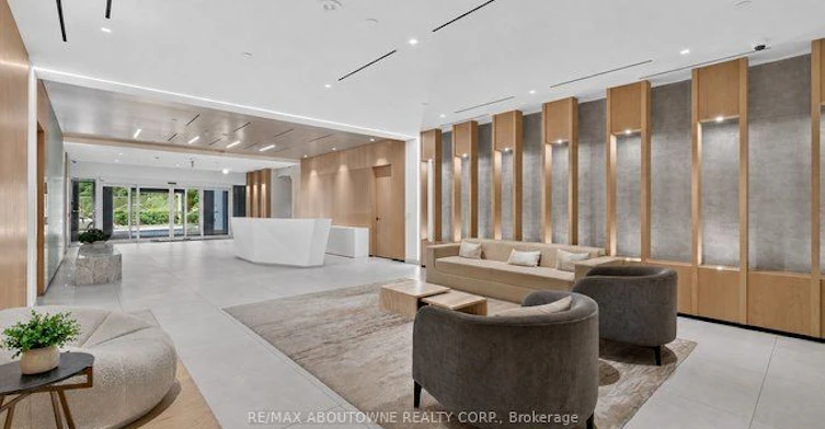 1120-5 Defries Street, Toronto, ON, M5A 0W7 - 5