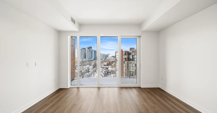 1113-88 Bathurst Street, Toronto, ON, M5V 0W8 - 6