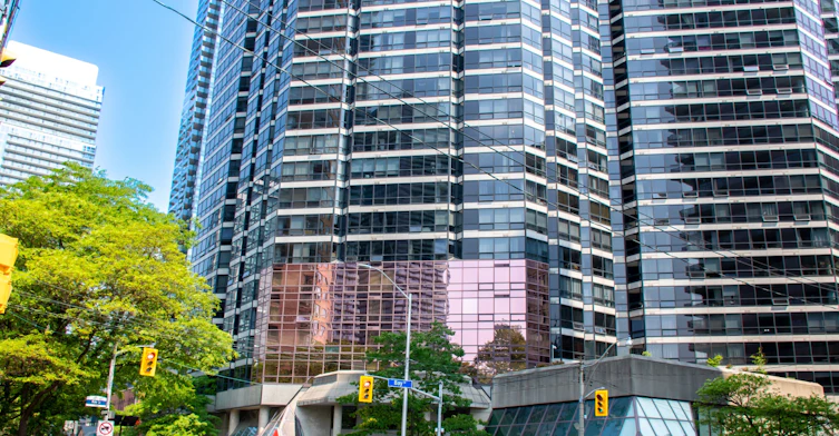 3403-1001 Bay Street, Toronto, ON, M5S 3A6 - 2