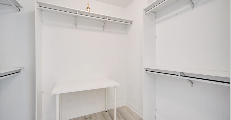 12 Olympic Garden Drive, Toronto, ON, M2N 0B9 - 14