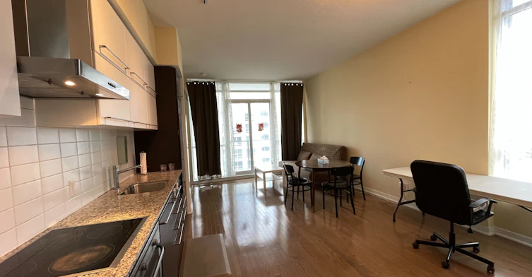 2606-770 Bay Street, Toronto, ON, M5G 0A6