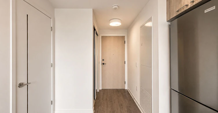 1402-10 Oak Street, Toronto, ON, M5A 0Z1 - 4