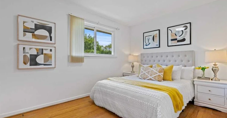 Main-21 Corning Road, Toronto, ON, M2J 2L6 - 8