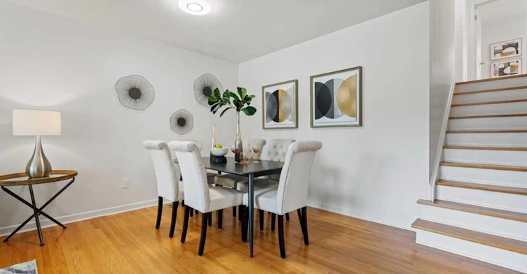 Main-21 Corning Road, Toronto, ON, M2J 2L6 - 6