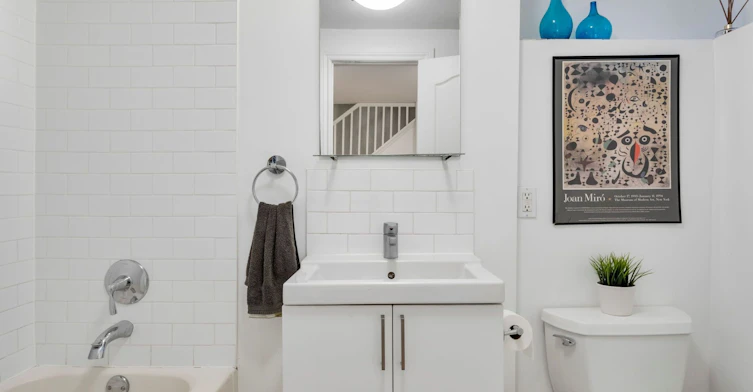 39 Shirley Street, Toronto, ON, M6K 1S8 - 47