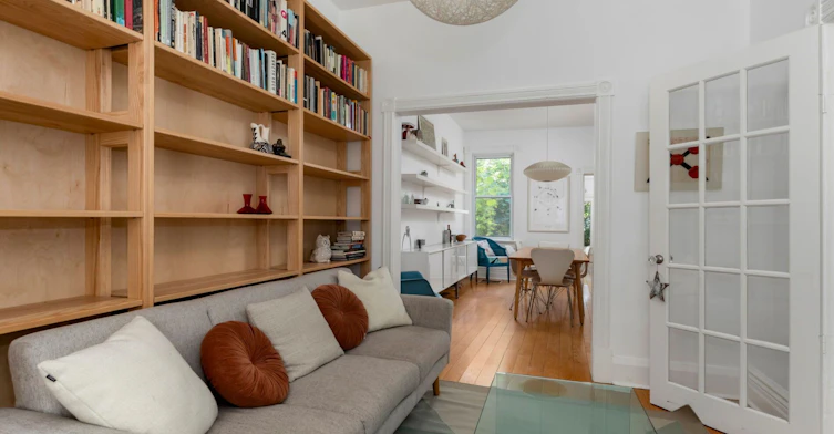 39 Shirley Street, Toronto, ON, M6K 1S8 - 9