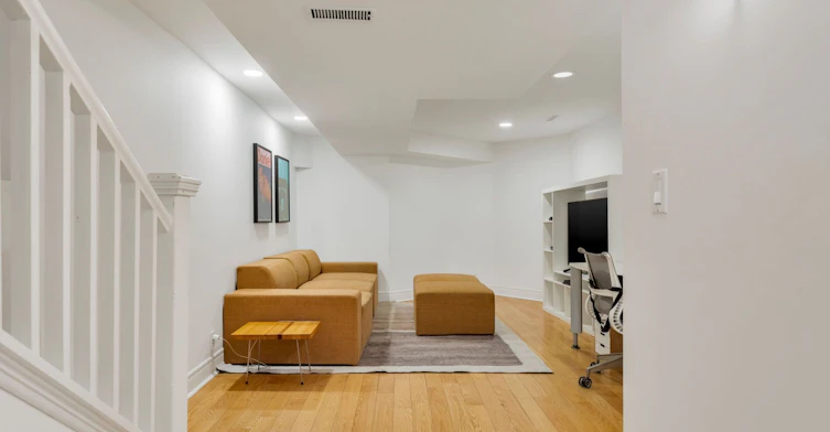 39 Shirley Street, Toronto, ON, M6K 1S8 - 42