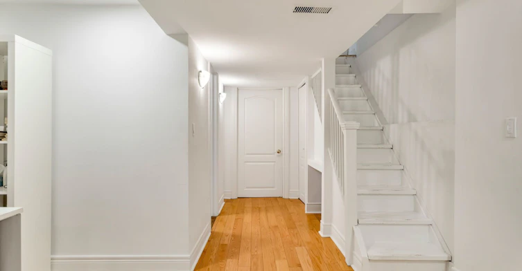 39 Shirley Street, Toronto, ON, M6K 1S8 - 46