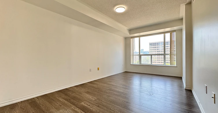 810-889 Bay Street, Toronto, ON, M5S 3K6 - 9