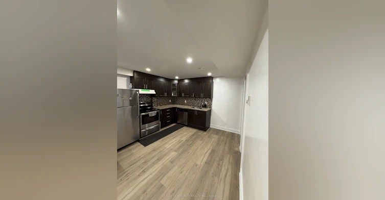 Lower-4 Lakeview Avenue, Toronto, ON, M6J 3B1 - 5