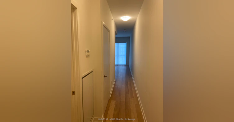802-210 Simcoe Street, Toronto, ON, M5T 0A9 - 5