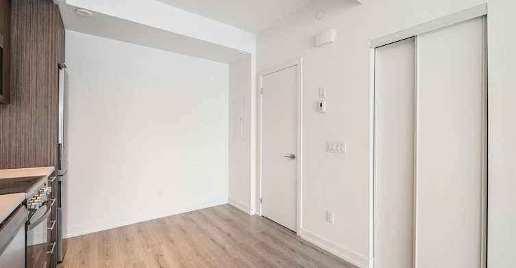 4-260 Finch Avenue E, Toronto, ON, M2N 0L3 - 9