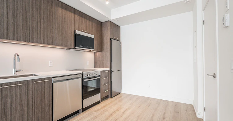 4-260 Finch Avenue E, Toronto, ON, M2N 0L3 - 5