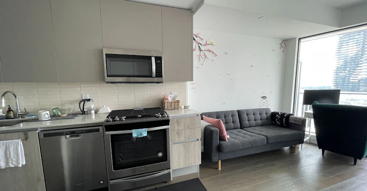 1704-2A Church Street, Toronto, ON, M5E 0E1 - 4