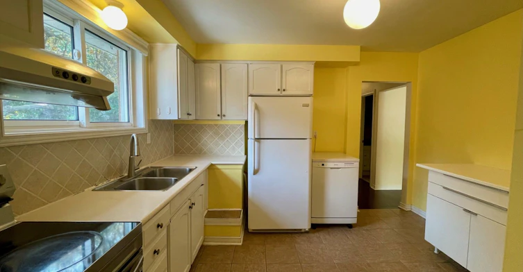 23 Beethoven Court, Toronto, ON, M2H 1W1 - 9
