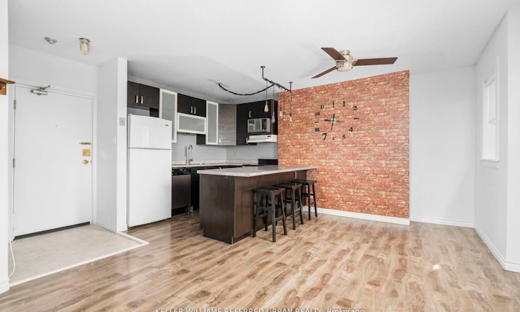 407-114 Vaughan Road