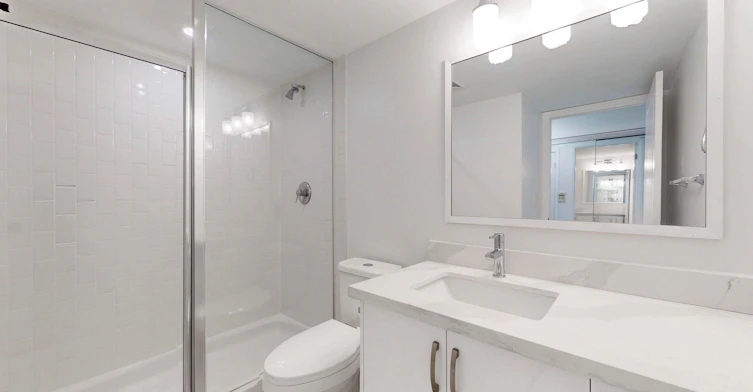 818-111 Elizabeth Street, Toronto, ON, M5G 1P7 - 23