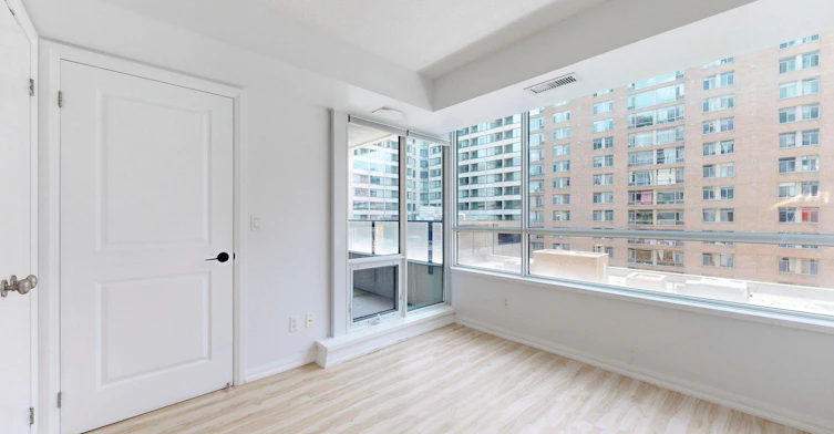 818-111 Elizabeth Street, Toronto, ON, M5G 1P7 - 15