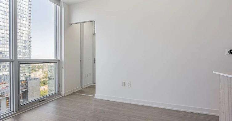 3203-1 Yorkville Avenue, Toronto, ON, M4W 0B1 - 12
