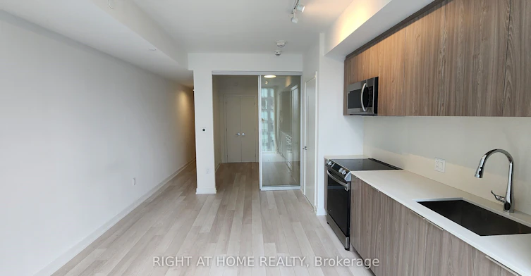 3806-357 King St. West Street, Toronto, ON, M5V 1K2 - 3