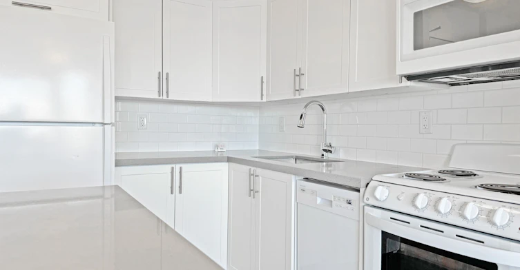 1810-666 Spadina Avenue, Toronto, ON, M5S 2H8 - 4