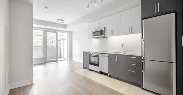 805-2525 Bathurst Street, Toronto, ON, M6B 2Y9 - 3
