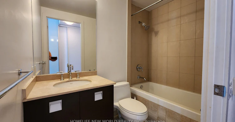 2507-33 Charles Street E, Toronto, ON, M4Y 0A2 - 8