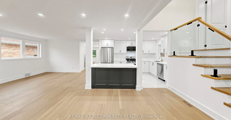 275 Betty Ann Drive, Toronto, ON, M2R 1A9 - 10