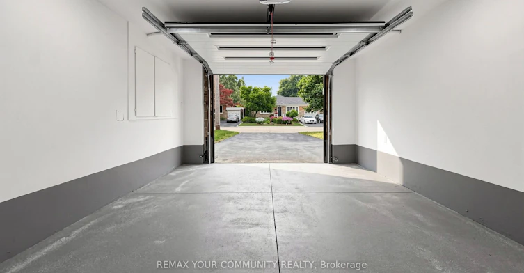 275 Betty Ann Drive, Toronto, ON, M2R 1A9 - 40