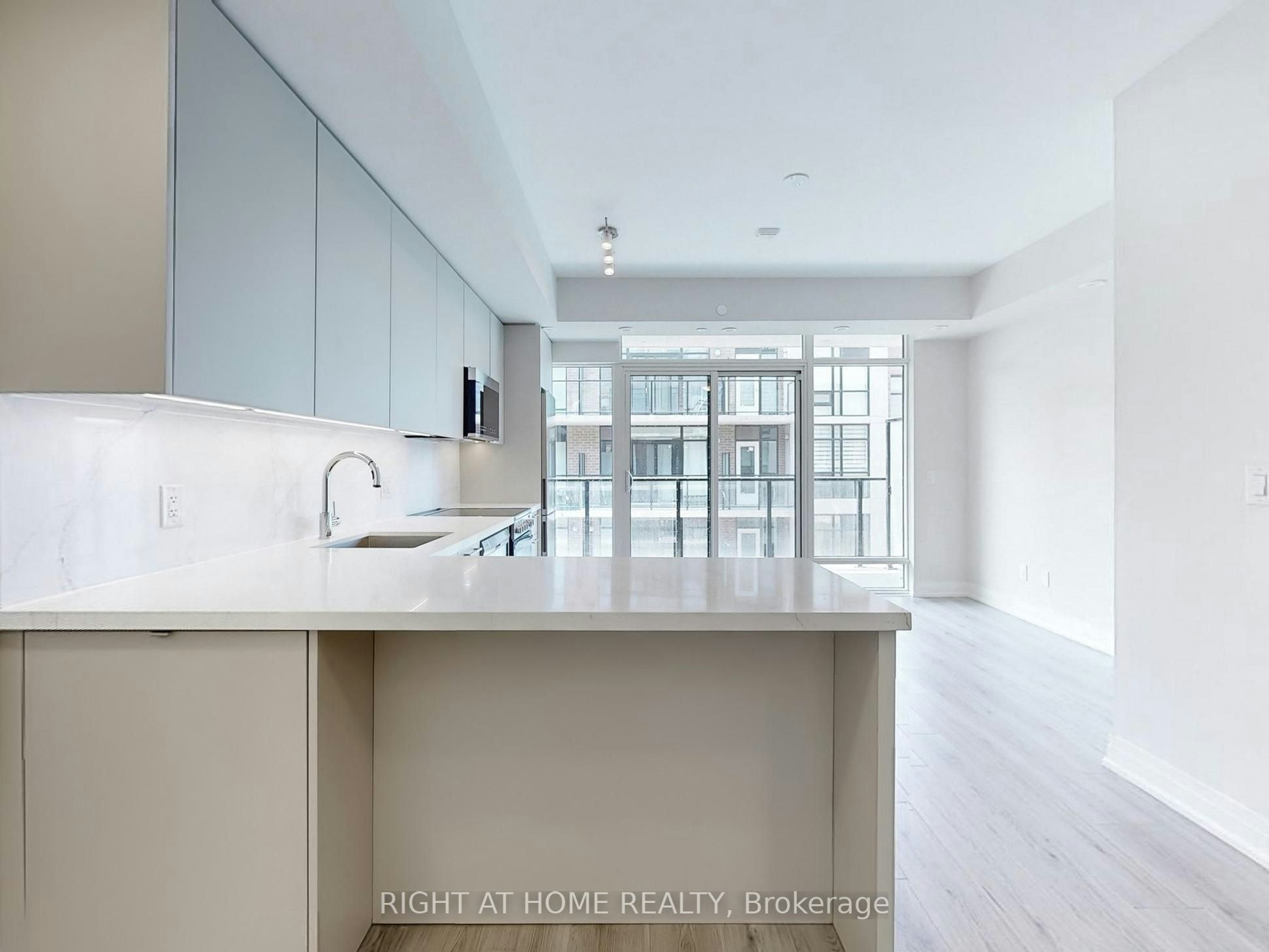30-851 Sheppard Avenue W, Toronto, ON, M3H 0G2 - 6