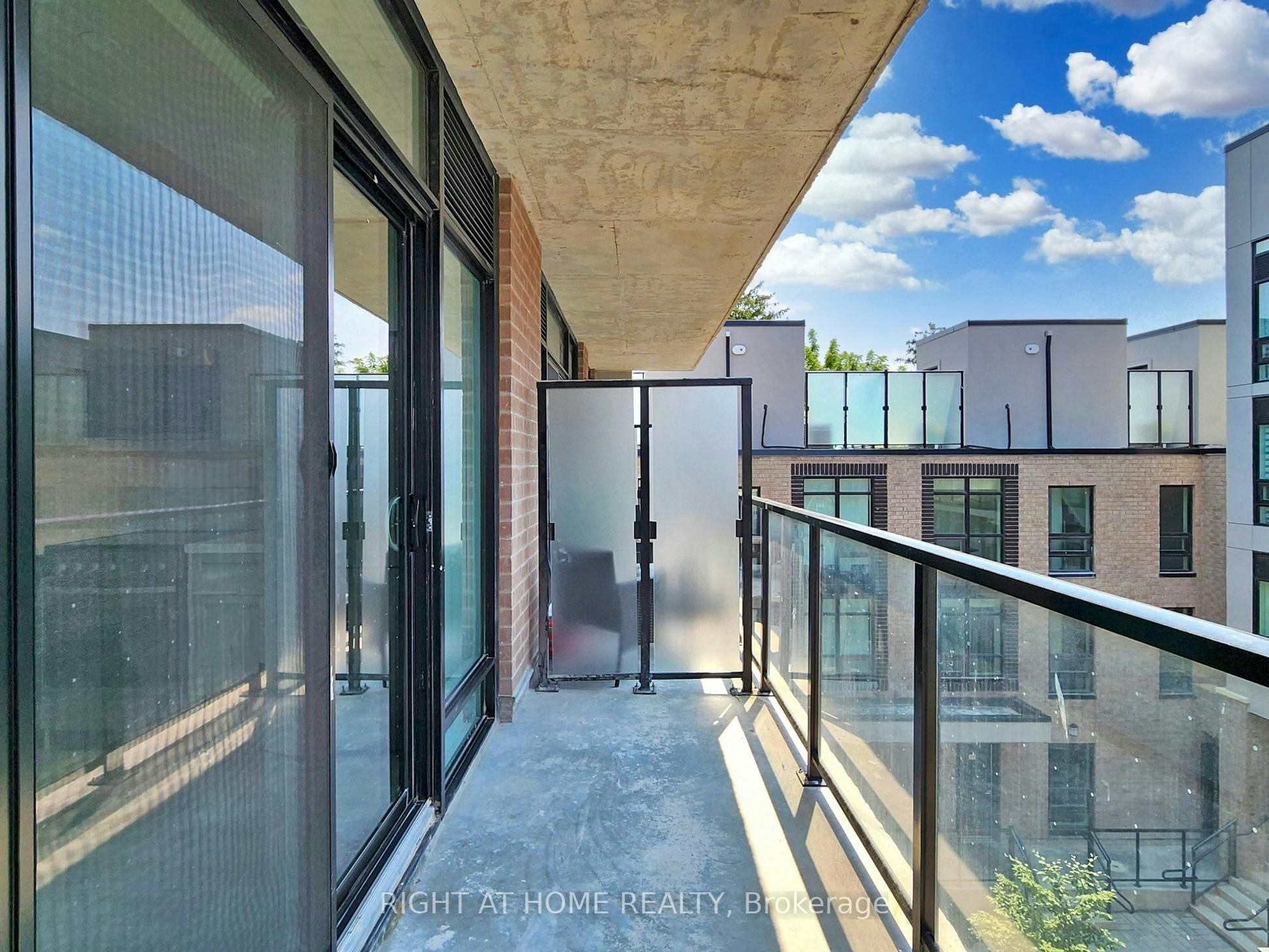 30-851 Sheppard Avenue W, Toronto, ON, M3H 0G2 - 31