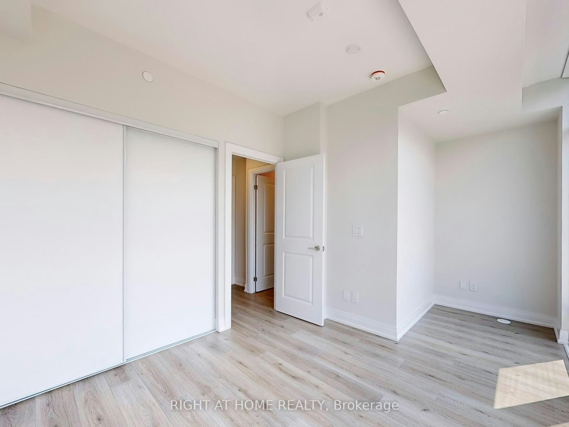 30-851 Sheppard Avenue W, Toronto, ON, M3H 0G2 - 24