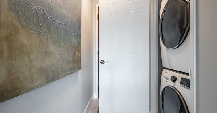 2306-750 Bay Street, Toronto, ON, M5G 1N6 - 21