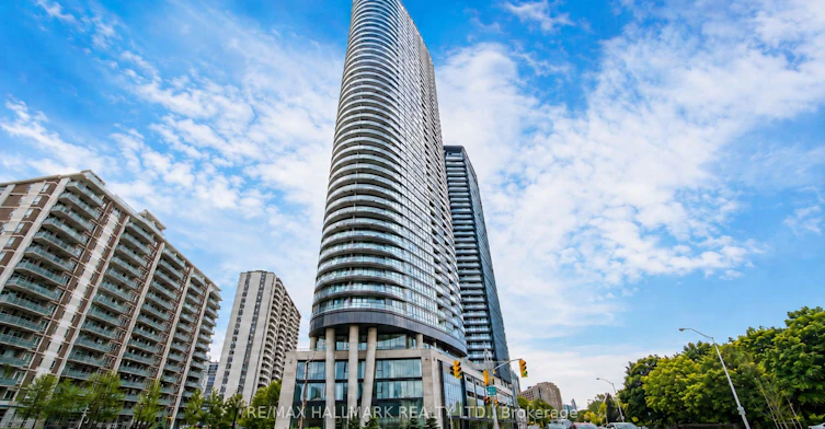 2824-585 Bloor Street E, Toronto, ON, M4W 0B3