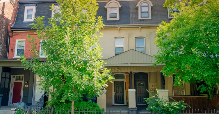 0-227 Beverley Street, Toronto, ON, M5T 1Z4 - 3