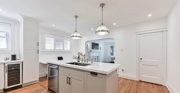 Main-42 Strathgowan Avenue, Toronto, ON, M4N 1B9 - 7