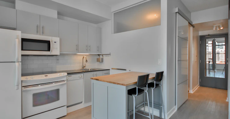 2307-281 Mutual Street, Toronto, ON, M4Y 1X6 - 5
