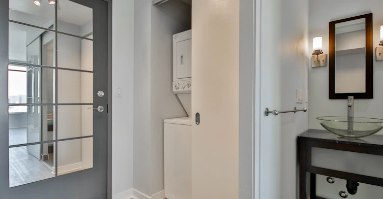 2307-281 Mutual Street, Toronto, ON, M4Y 1X6 - 14
