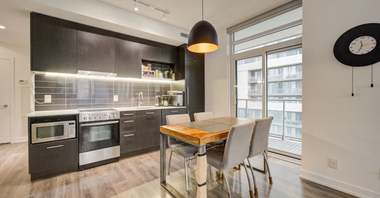 2711-365 Church Street, Toronto, ON, M5B 0B5 - 7