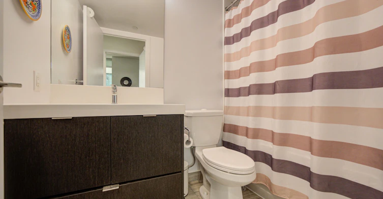2711-365 Church Street, Toronto, ON, M5B 0B5 - 17