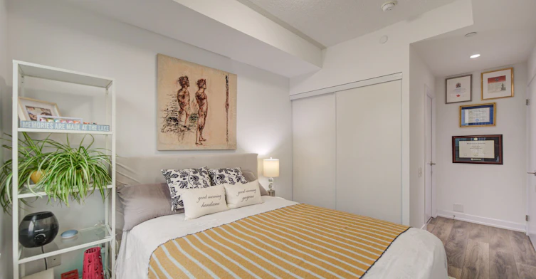 2711-365 Church Street, Toronto, ON, M5B 0B5 - 16