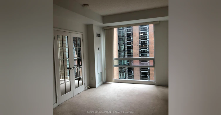 902-1121 Bay Street, Toronto, ON, M5S 2B3 - 3