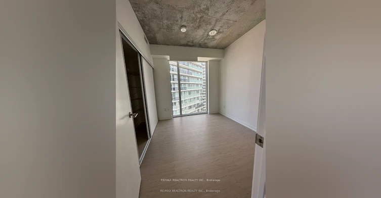 2906-65 Mutual Street, Toronto, ON, M5B 0E5 - 13