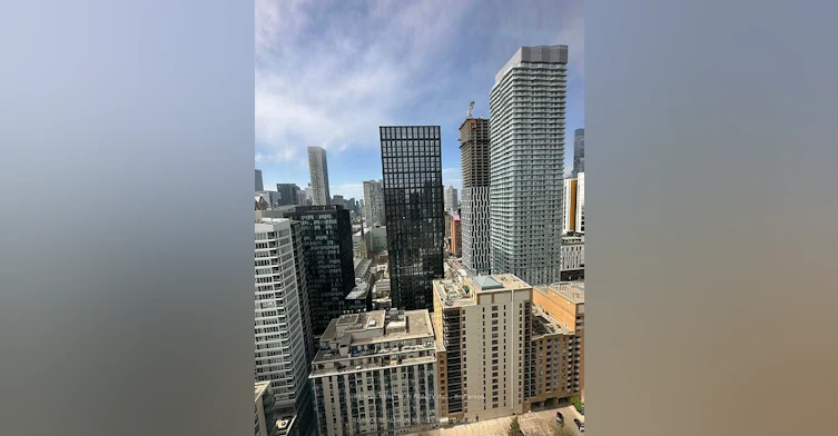 2906-65 Mutual Street, Toronto, ON, M5B 0E5